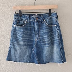 Abercrombie & Fitch Denim Mini Skirt Size 27 Raw Hem Pockets Classic Preppy Y2K
